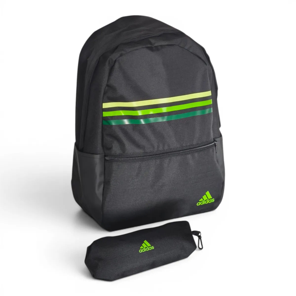 adidas-juoda-su-penalu-zalias-akcentas-HY0743-pagrindine_result Adidas Classic Horizontal 3-Stripes kuprinė su penalu, juoda – HY0743