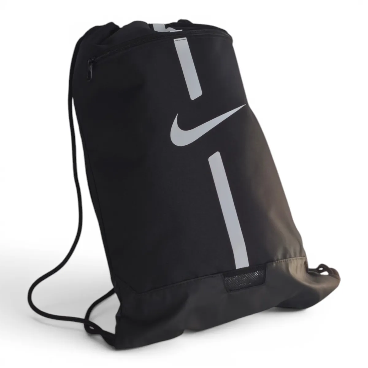 nike-sport-maiselis-juodas-18l-pagrindine_result Nike Academy 18 L sportinis maišelis, juodas – DA5435-010